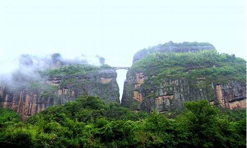 隆安龙虎山旅游攻略_隆安龙虎山好玩吗?